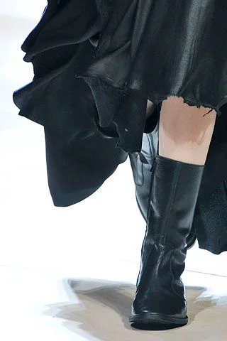 Look 16